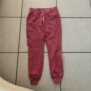 XS figs set worn probably 3 times fits me too tight